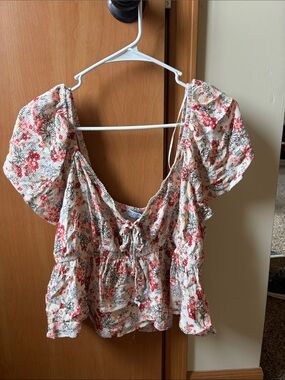 Arizona Jean Company Floral Tie-Front Peplum Top - Cream & Red